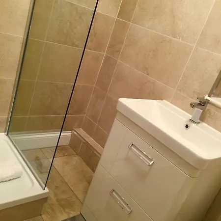 Honeypot In Centre Of