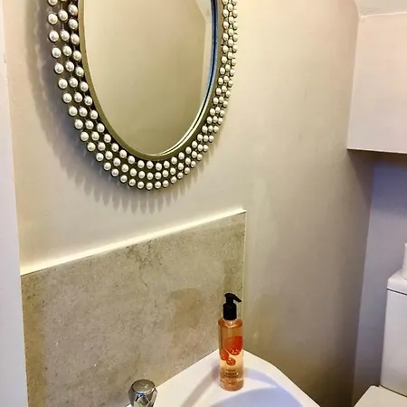 Honeypot In Centre Of Σπίτι διακοπών *