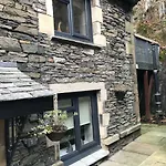 Dom wakacyjny Honeypot In Centre Of Bowness-on-Windermere